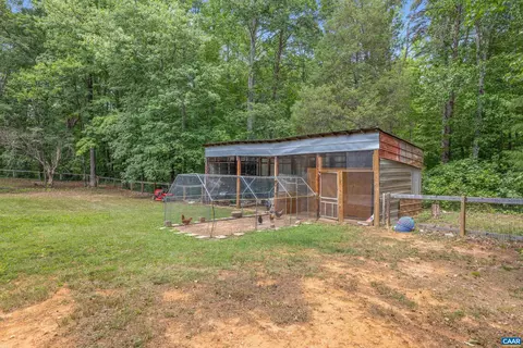 Exterior - 21 Workman Ct, Palmyra, VA 22963 photo 7 of 18