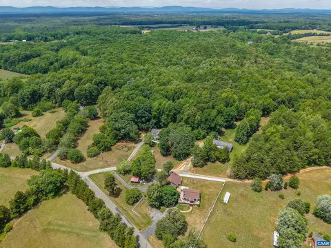 View/Area - 21 Workman Ct, Palmyra, VA 22963 photo 6 of 13