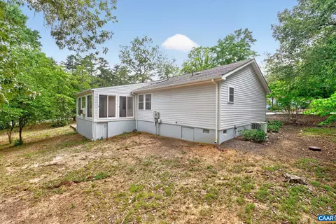 Exterior - 22 Begum Rd, Palmyra, VA 22963 photo 6 of 6