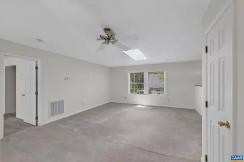 Living - 22 Begum Rd, Palmyra, VA 22963 photo 1 of 3