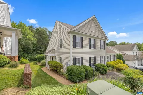 1017 Bristlecone Ln, Charlottesville, VA 22911