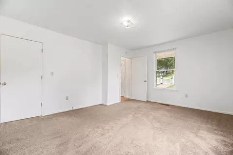 1316 E Main St E, Waynesboro, VA 22980 photo 15