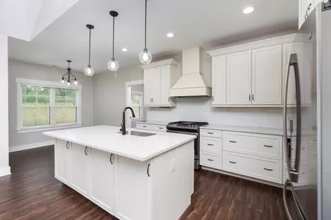 Kitchen - 20 Kiley Ln, Stuarts Draft, VA 24477 photo 1 of 4