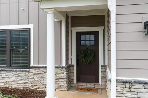 Exterior - 20 Kiley Ln, Stuarts Draft, VA 24477 photo 4 of 7