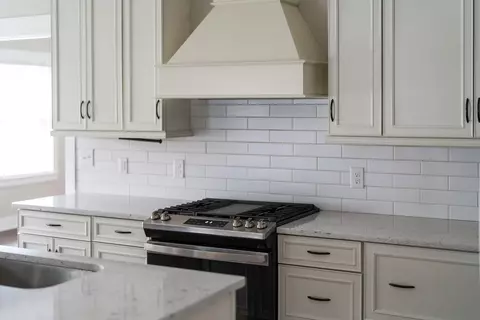 Kitchen - 20 Kiley Ln, Stuarts Draft, VA 24477 photo 3 of 4