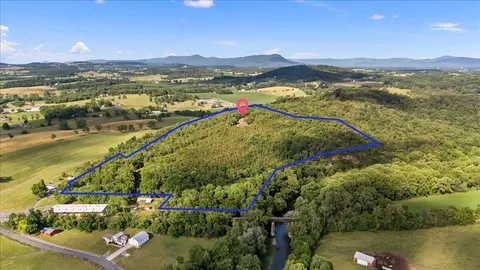 1691 Webb Ln, Mount Crawford, VA 22841