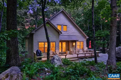 1300 Blue Ridge Dr, Wintergreen Resort, VA 22967