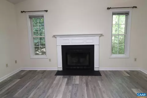 Living - 3 Sioux Ct, Palmyra, VA 22963 photo 3 of 4
