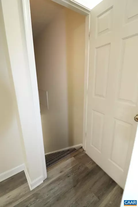 Entry Way - 3 Sioux Ct, Palmyra, VA 22963 photo 3 of 4