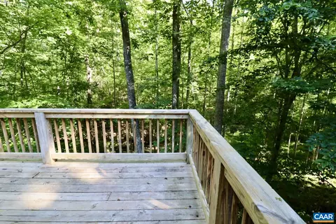 Exterior - 3 Sioux Ct, Palmyra, VA 22963 photo 3 of 8