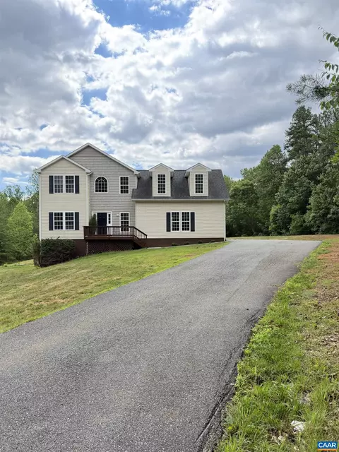 106 Mountainside Dr, Stanardsville, VA 22973