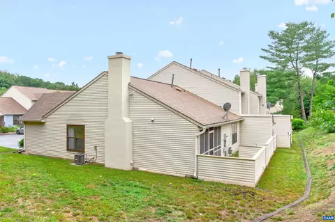598 Pebblecreek Ct, Charlottesville, VA 22901