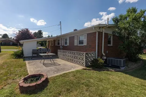 Exterior - 180 Sunset Dr, Dayton, VA 22821 photo 6 of 14