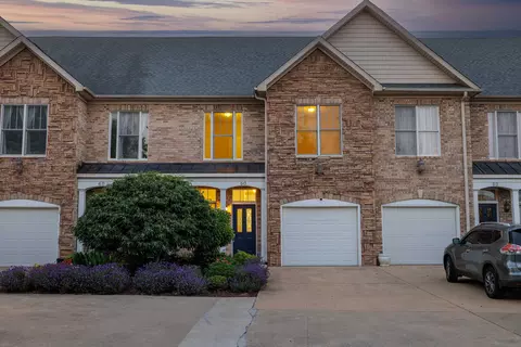 50 Enchanted View Cir, Fishersville, VA 22939