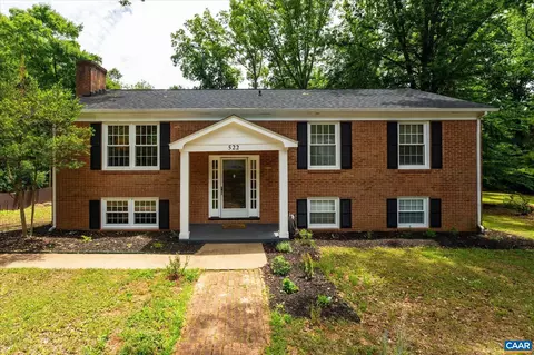 522 Nottingham Rd, Charlottesville, VA 22901