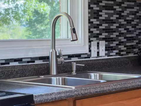 Kitchen - 39 View Dr, Stuarts Draft, VA 24477 photo 2 of 5