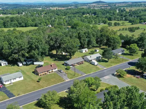View/Area - 39 View Dr, Stuarts Draft, VA 24477 photo 3 of 3