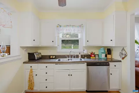 4175 Cedar Plains Rd, Sandy Hook, VA 23153 photo 9