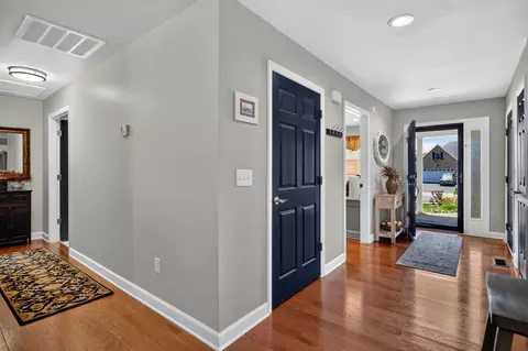 Entry Way - 25 Meriwether Cir, Stuarts Draft, VA 24477 photo 1 of 2