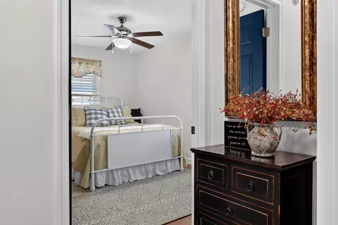 Entry Way - 25 Meriwether Cir, Stuarts Draft, VA 24477 photo 2 of 2