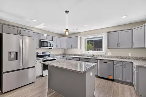 241 Lindburgh Dr, Waynesboro, VA 22980