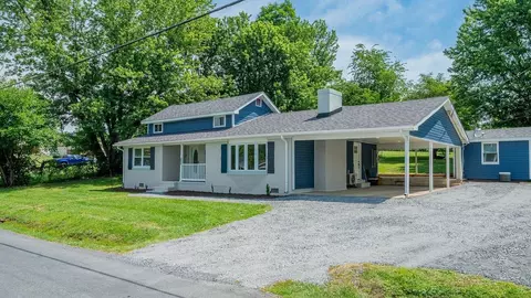 577 Pond Ave, Stanley, VA 22851