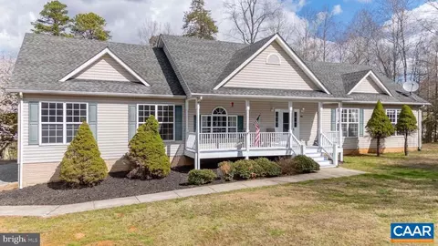 2203 Campbell Rd, Keswick, VA 22947