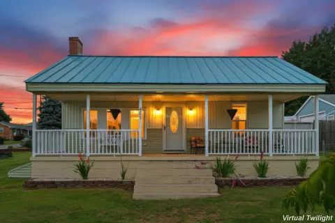 403 Betsy Bell Rd, Staunton, VA 24401