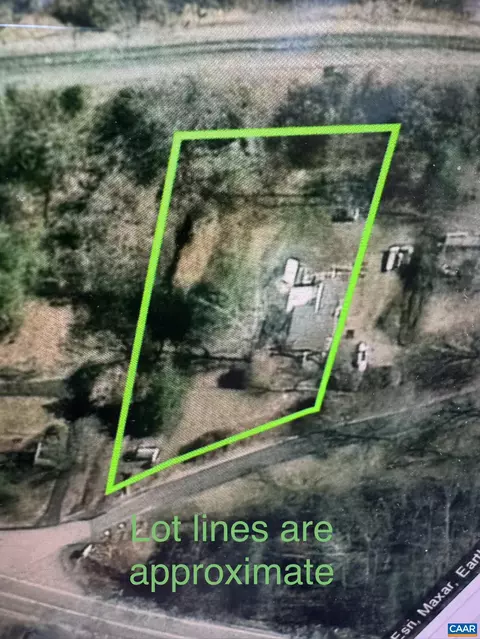 Other - 1924 E Main St E, Waynesboro, VA 22980 photo 2 of 19