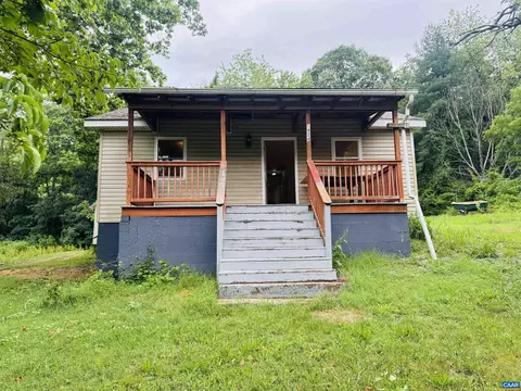 Exterior - 1924 E Main St E, Waynesboro, VA 22980 photo 15 of 21