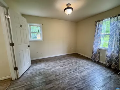 Bedroom - 1924 E Main St E, Waynesboro, VA 22980 photo 4 of 9