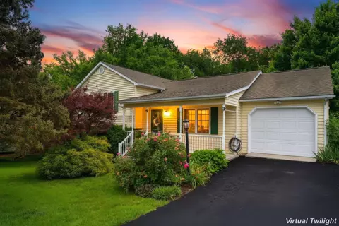 227 Bowmans Run Dr, Stuarts Draft, VA 24477