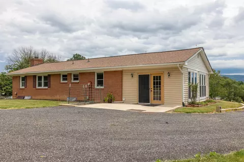 10139 Chinkapin Dr, Rockingham, VA 22802