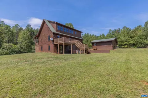 2911 James River Rd, Howardsville, VA 24562