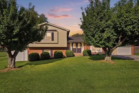 985 S Marshall St S, Front Royal, VA 22630