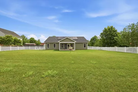 Exterior - 101 Evershire St, Waynesboro, VA 22980 photo 7 of 9