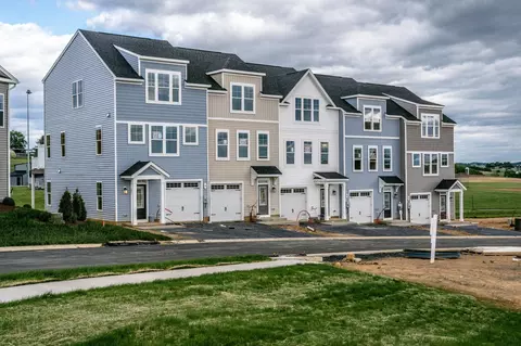 213 Scarlet Maple Ln #116, Bridgewater, VA 22812