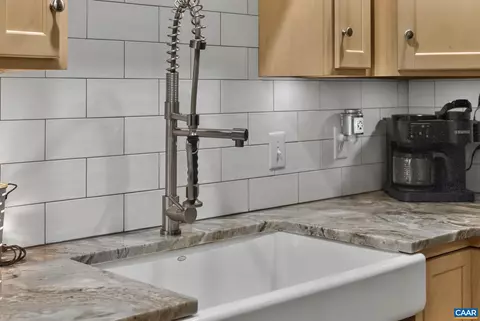 Kitchen - 40 Brougham Rd, Palmyra, VA 22963 photo 4 of 4