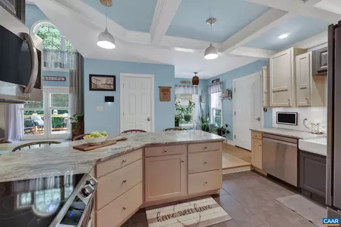 Kitchen - 40 Brougham Rd, Palmyra, VA 22963 photo 1 of 4