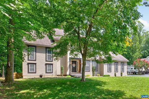Exterior - 40 Brougham Rd, Palmyra, VA 22963 photo 4 of 18