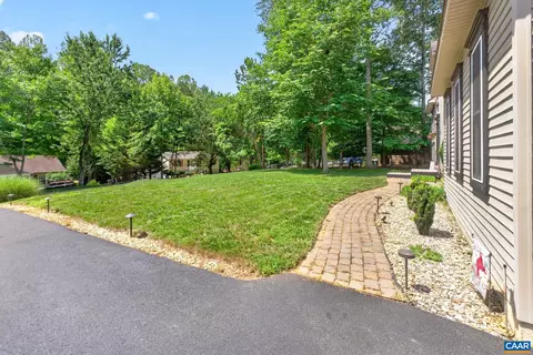 Exterior - 40 Brougham Rd, Palmyra, VA 22963 photo 6 of 18