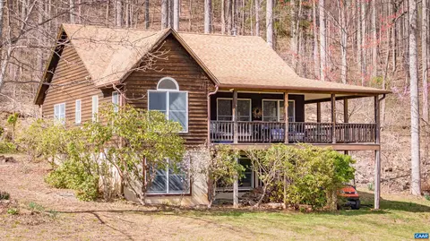 4893 Weakley Hollow Rd, Syria, VA 22743