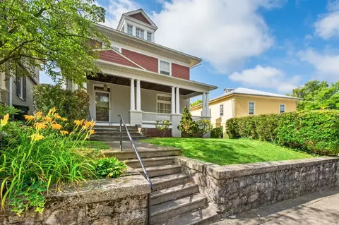 308 Vine St, Staunton, VA 24401