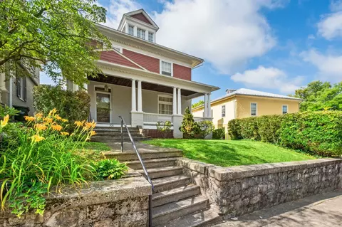 308 Vine St, Staunton, VA 24401