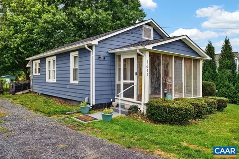 1611 Barterbrook Rd, Staunton, VA 24401