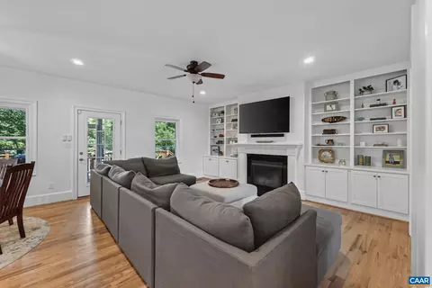 905 Williston Ct, Charlottesville, VA 22901 photo 9