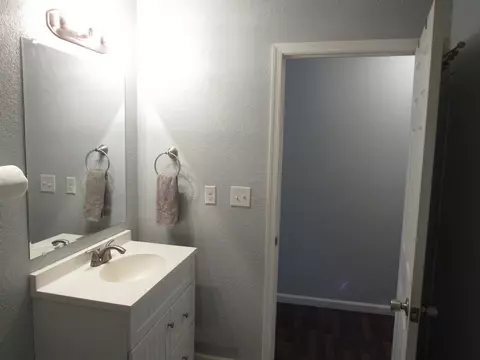624 Augusta St, Hampton, VA 23669 photo 6