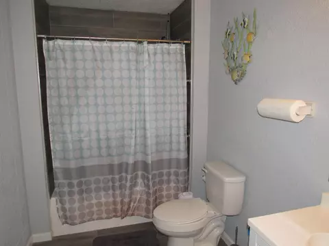 624 Augusta St, Hampton, VA 23669 photo 9