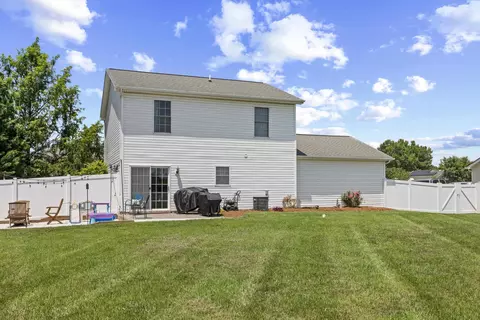 Exterior - 2185 Cloverleaf Ln, Dayton, VA 22821 photo 8 of 21