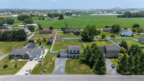 View/Area - 2185 Cloverleaf Ln, Dayton, VA 22821 photo 11 of 13